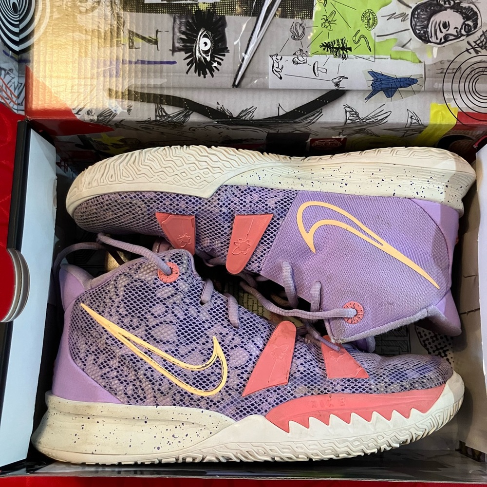 Nike Kyrie 7 with original box size 7Y
